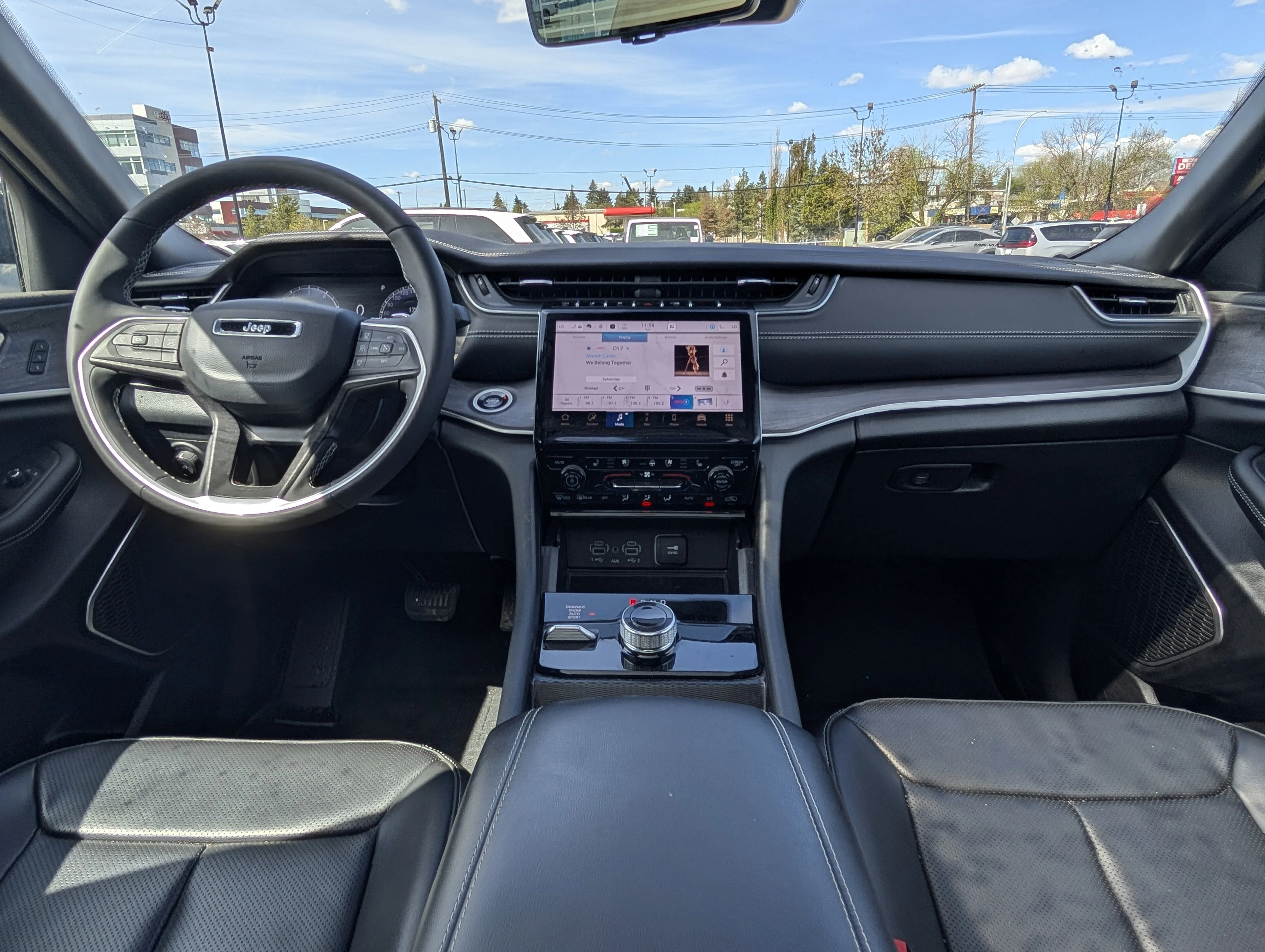 Used 2025 Baltic Grey Metallic Jeep Limited image 23