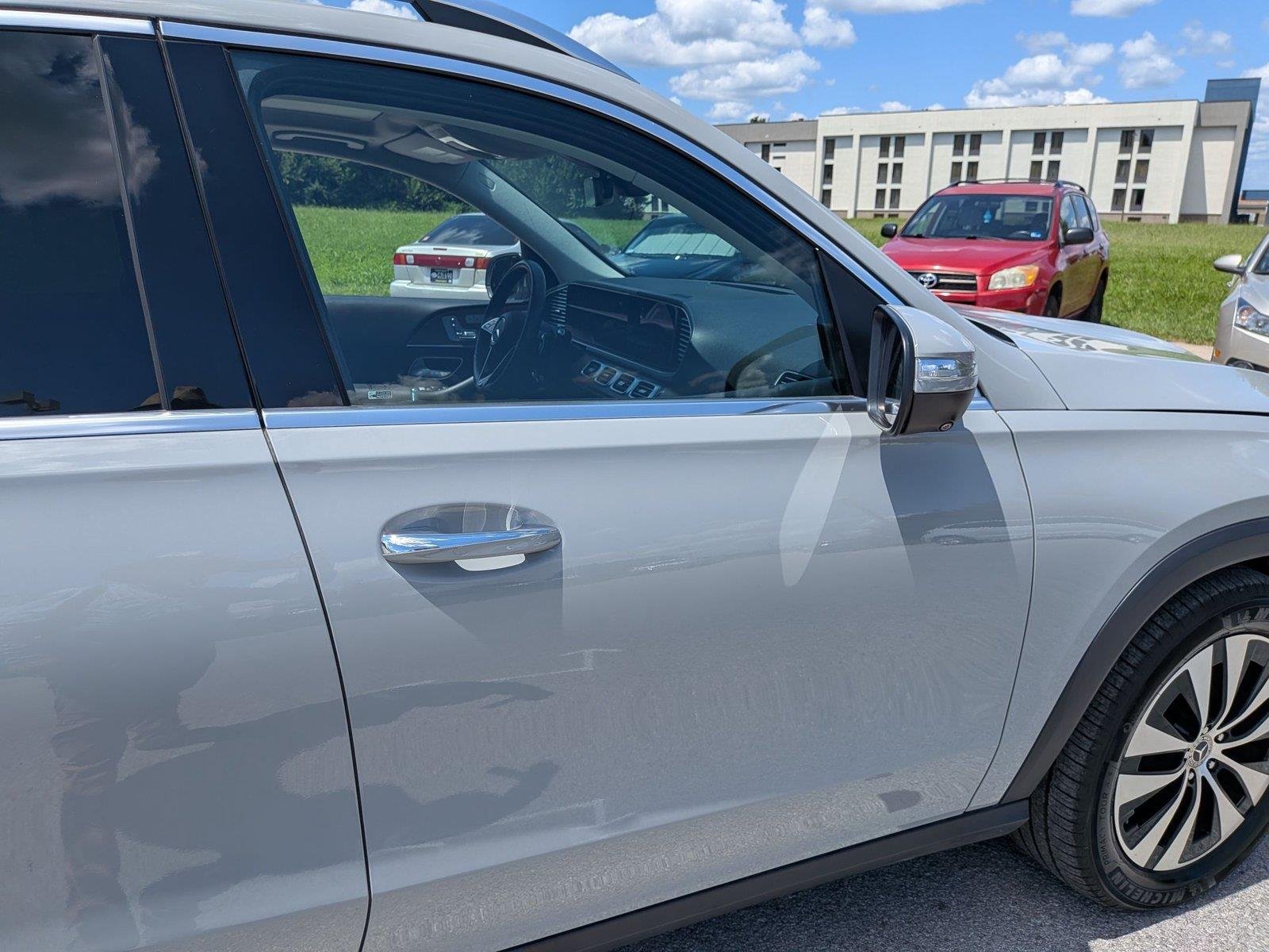 Used 2024 MANUFAKTUR Alpine Grey Mercedes-Benz GLE 350 image 37