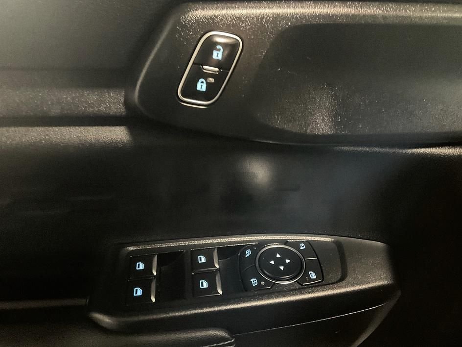 Used 2024 White Ford XLT image 30
