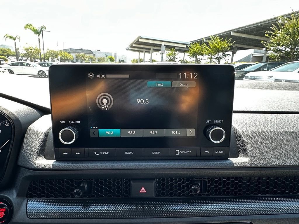 Used 2025 White Honda EX image 25