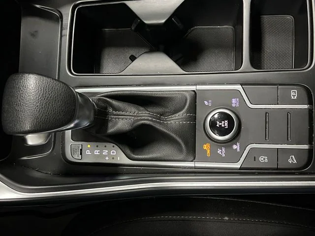 2021 Kia Sorento LX - Photo 15