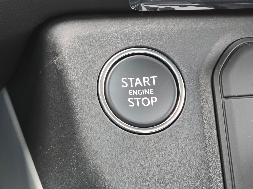 2026 Land Rover Defender X-Dynamic SE - Photo 14