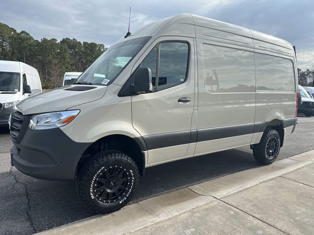 New 2026  Mercedes-Benz Cargo 144 WB w/Method Wheels image 3