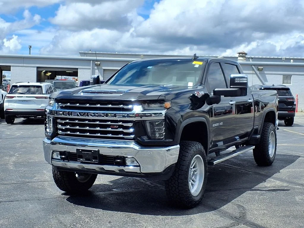Used 2020 Chevrolet Silverado 2500HD LTZ with VIN 1GC1YPEY5LF341738 for sale in Kansas City