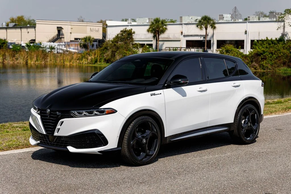 New 2026 White Alfa Romeo Sport Speciale image 7