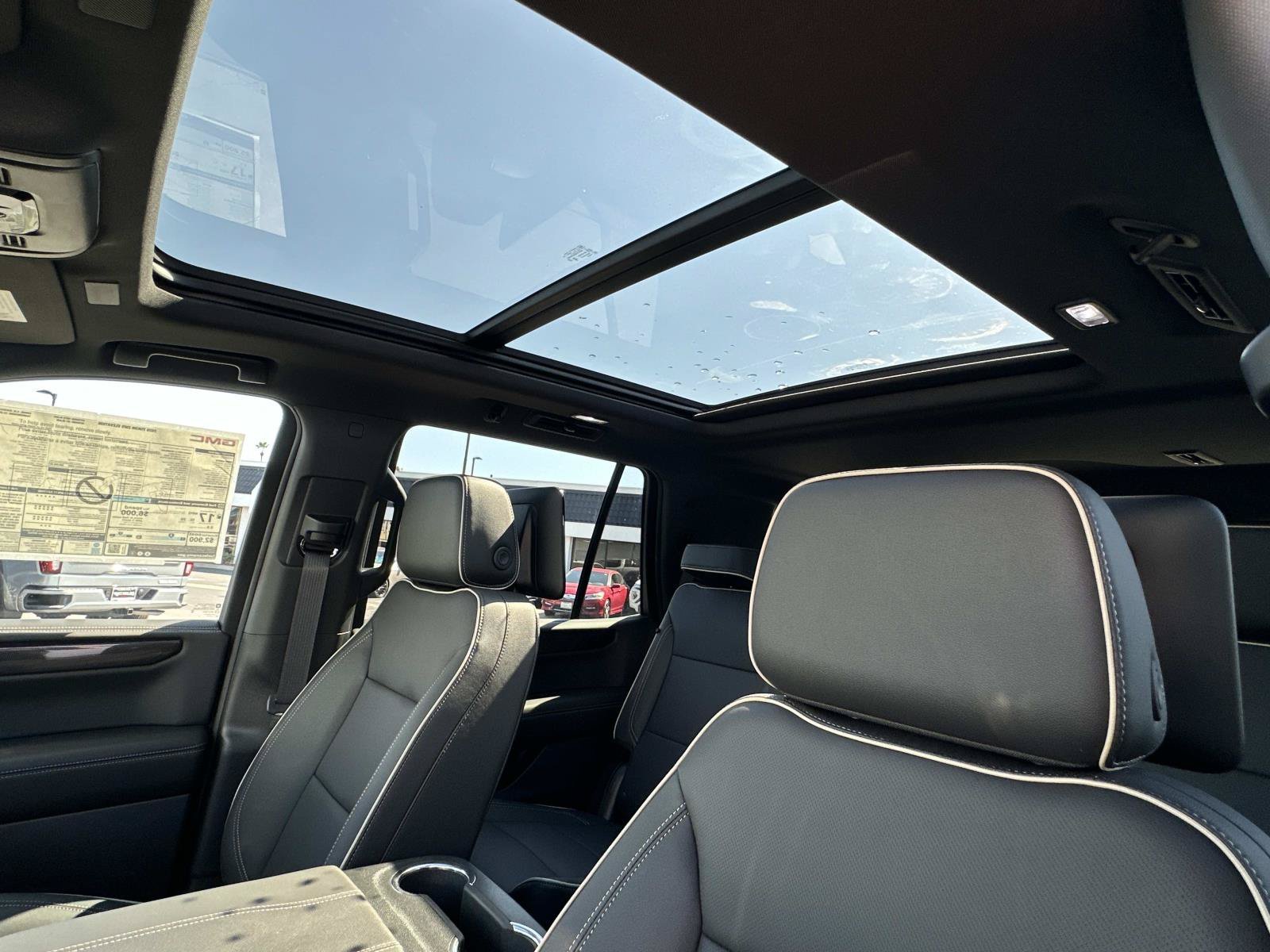 2026 GMC Yukon Elevation - Photo 8