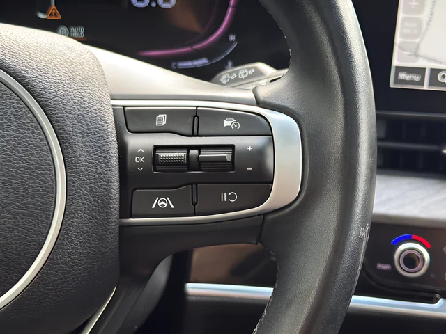 Used 2023 Blue Kia X-Line image 18