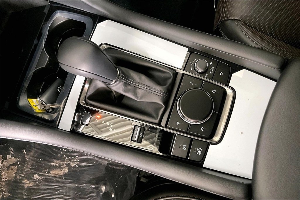 2026 MAZDA MAZDA3 - Image 6