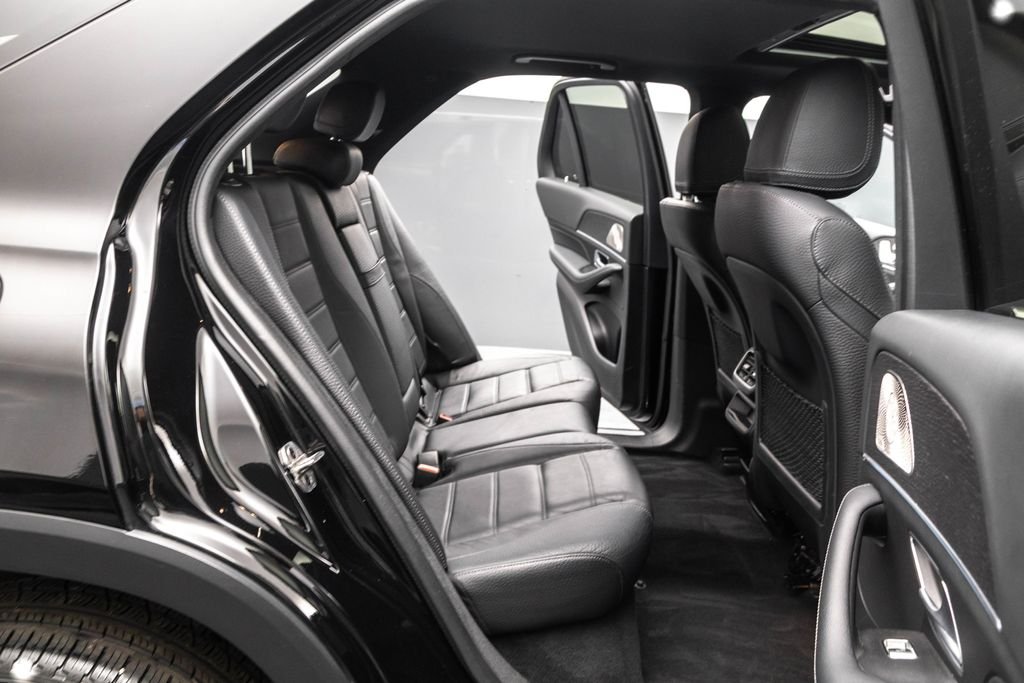 Used 2022 Black Mercedes-Benz GLE 350 image 28