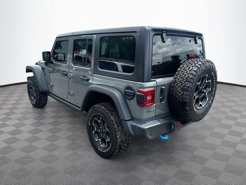 Used 2023 Gray Jeep Rubicon 4xe image 8
