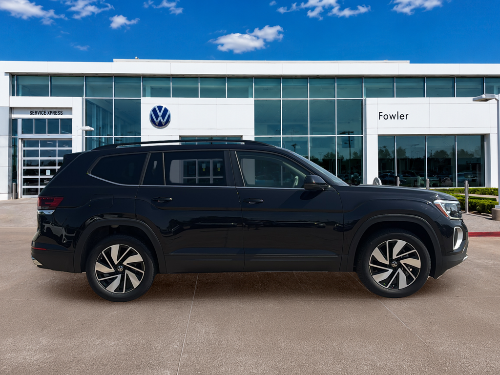 New 2026 Black Volkswagen 2.0T SE w/Technology image 4