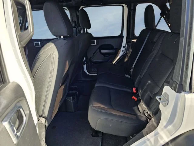 Used 2020 White Jeep Sport S image 27