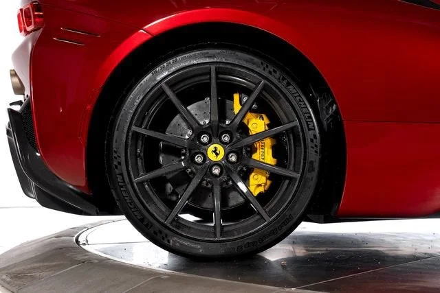 Used 2023 Rosso California Ferrari  image 18