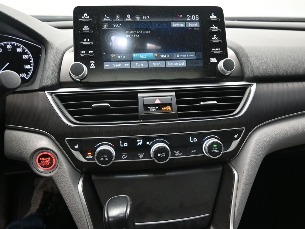 Used 2019 Silver Honda EX-L image 9