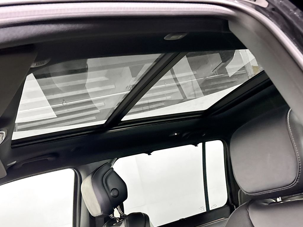 New 2026 High Gloss Black Exterior Paint Jeep Limited Reserve image 19