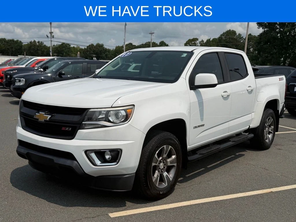 Used 2017 White Chevrolet Z71 image 8