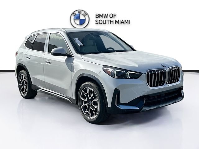 New 2026 White BMW xDrive28i image 1