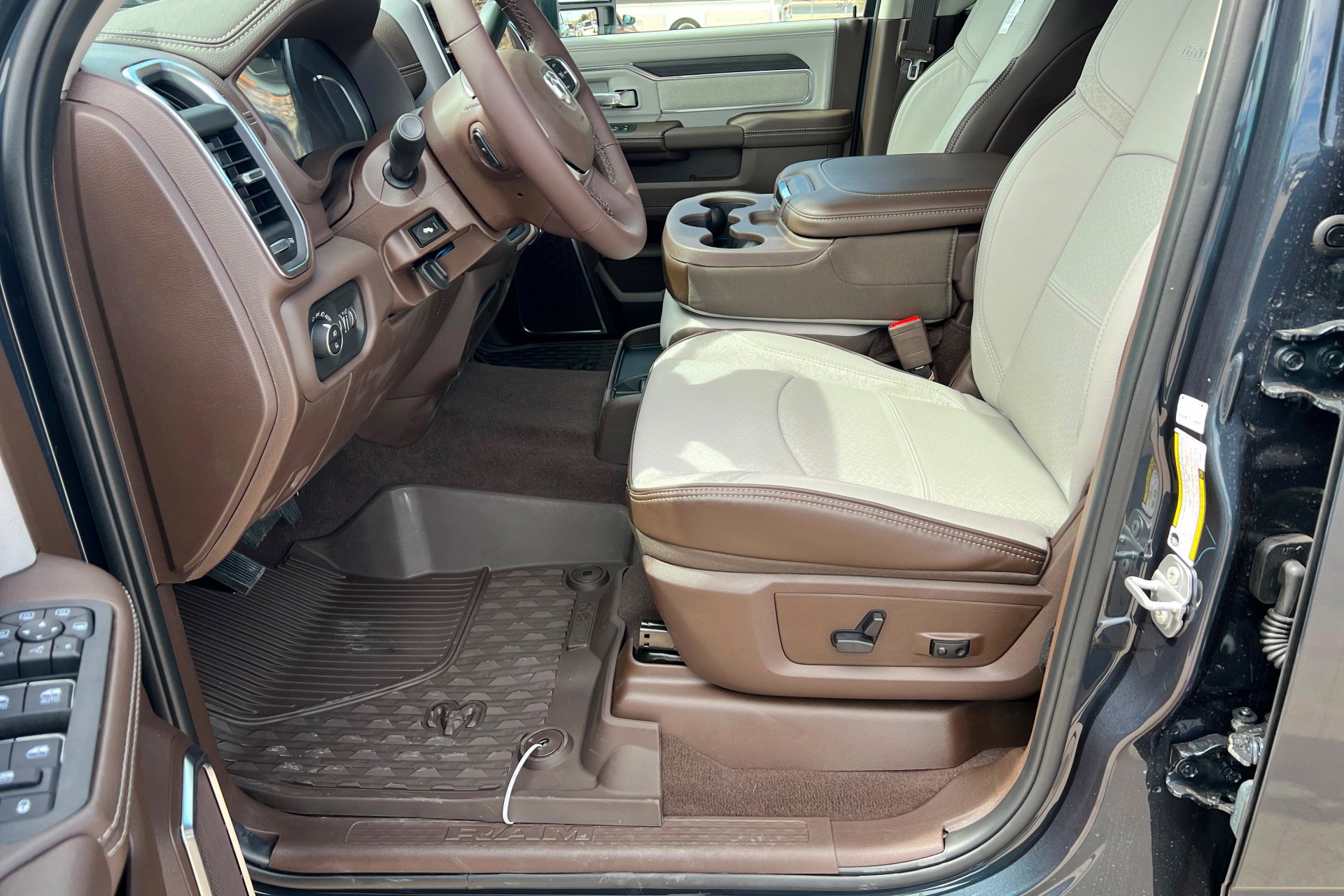 New 2026 Forged Blue Metallic Exterior Paint RAM Laramie image 18