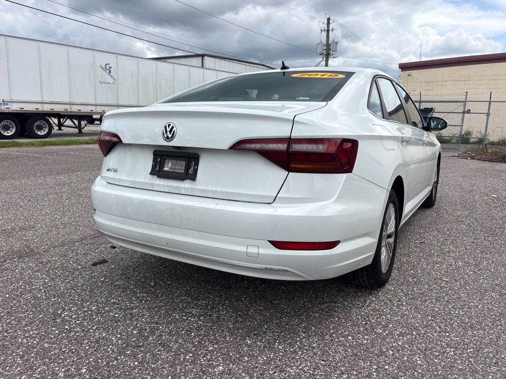 Used 2019 White Volkswagen 1.4T S image 3
