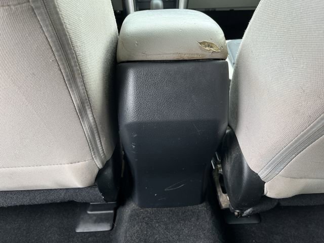 Used 2018  Subaru Premium image 23