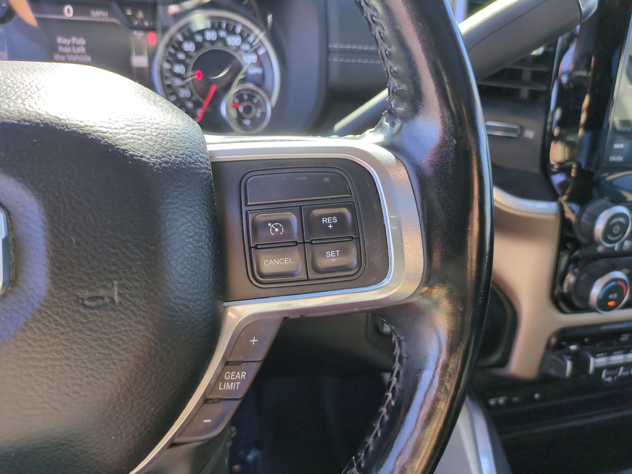 Used 2019 Granite Crystal Clearcoat Metallic Ram Laramie image 18