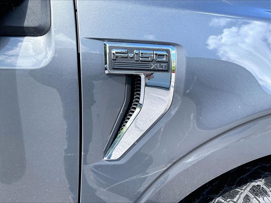 Used 2023 Gray Metallic Ford XLT image 7