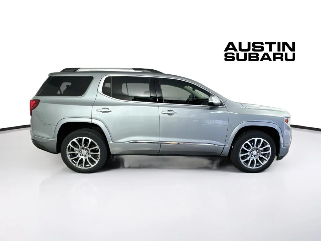 Used 2023 Silver GMC Denali image 8