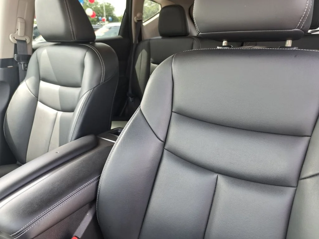 Used 2023 Silver Nissan SV image 15