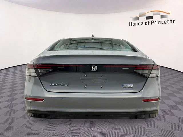 New 2026 Gray Honda Touring image 4