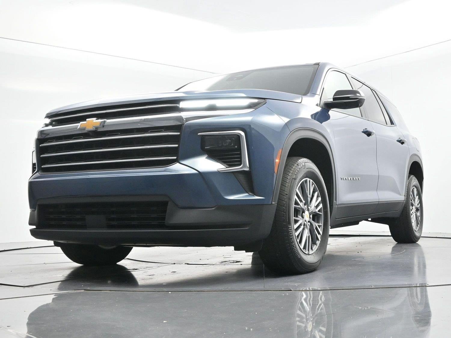 Used 2024 Lakeshore Blue Metallic Chevrolet LT image 42