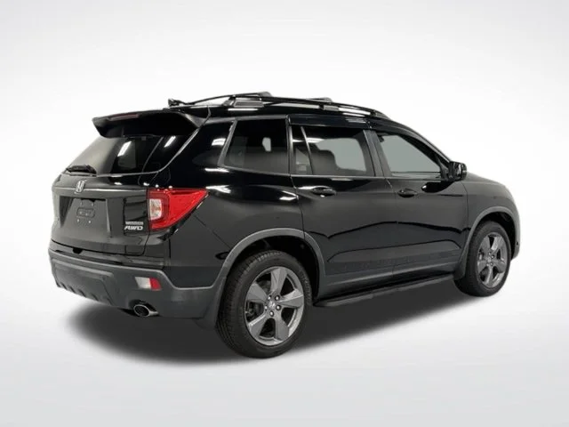 Used 2020 Black Honda Touring image 10