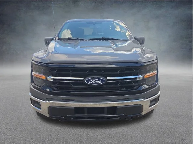 Used 2024 Gray Ford XLT image 2