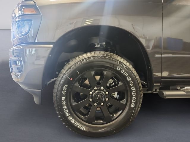 New 2026 Granite Crystal Metallic Clear-Coat Exterior Paint RAM Tradesman image 14