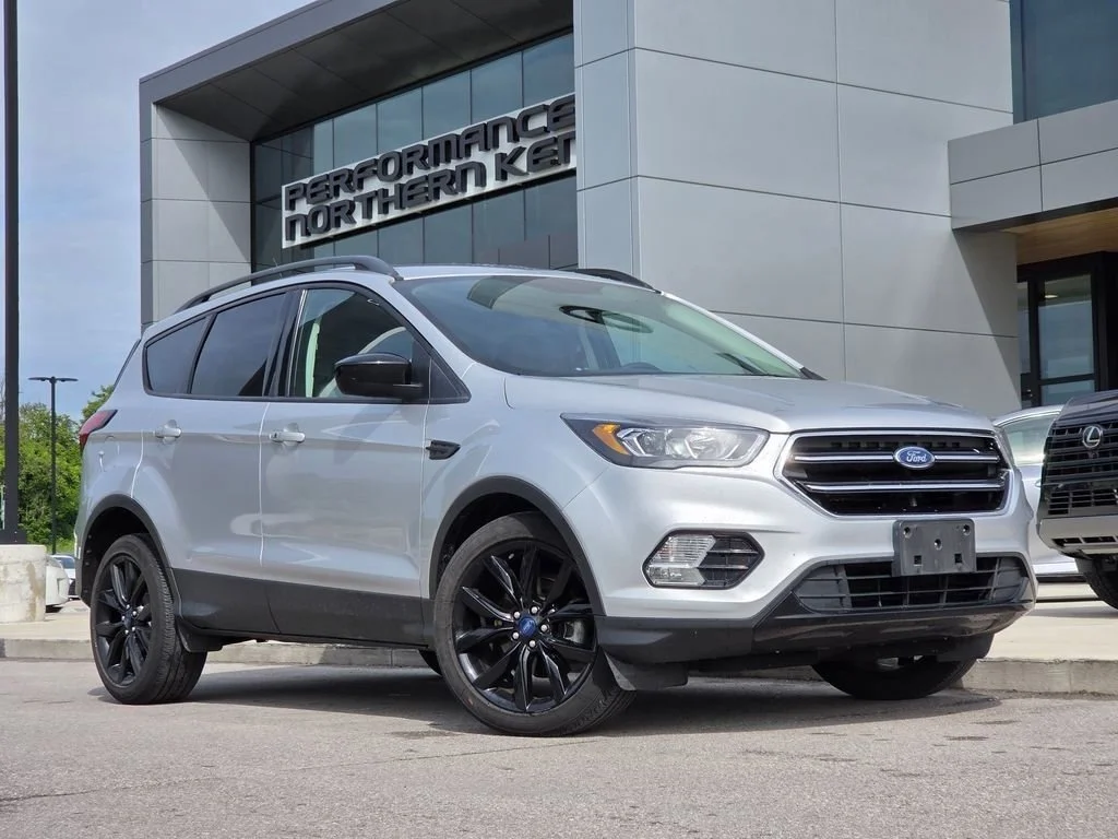 Used 2019 Ford Escape SE with VIN 1FMCU0GD2KUB99084 for sale in Fort Wright, KY