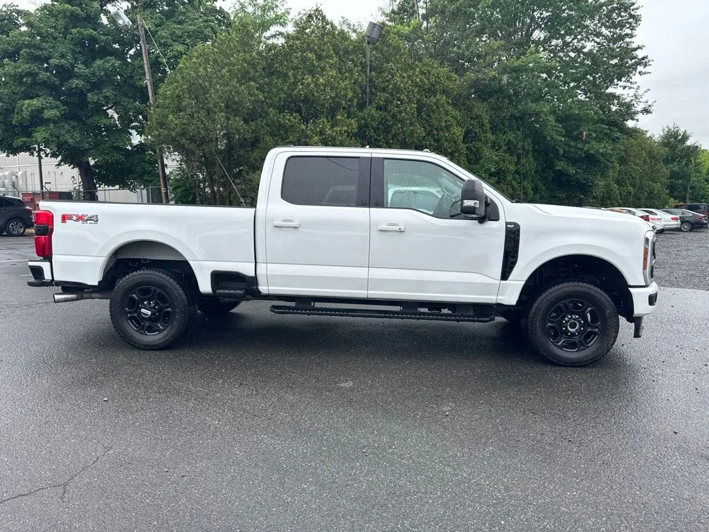 Used 2024 White Ford XLT image 7