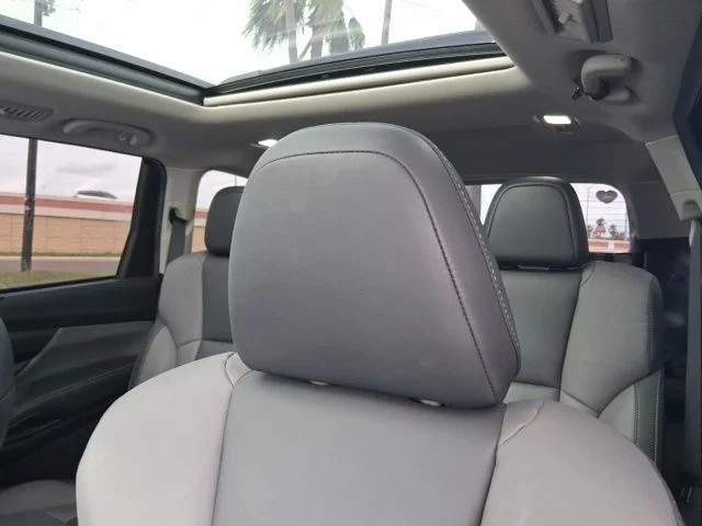 Used 2024 Black Subaru Onyx Edition image 15
