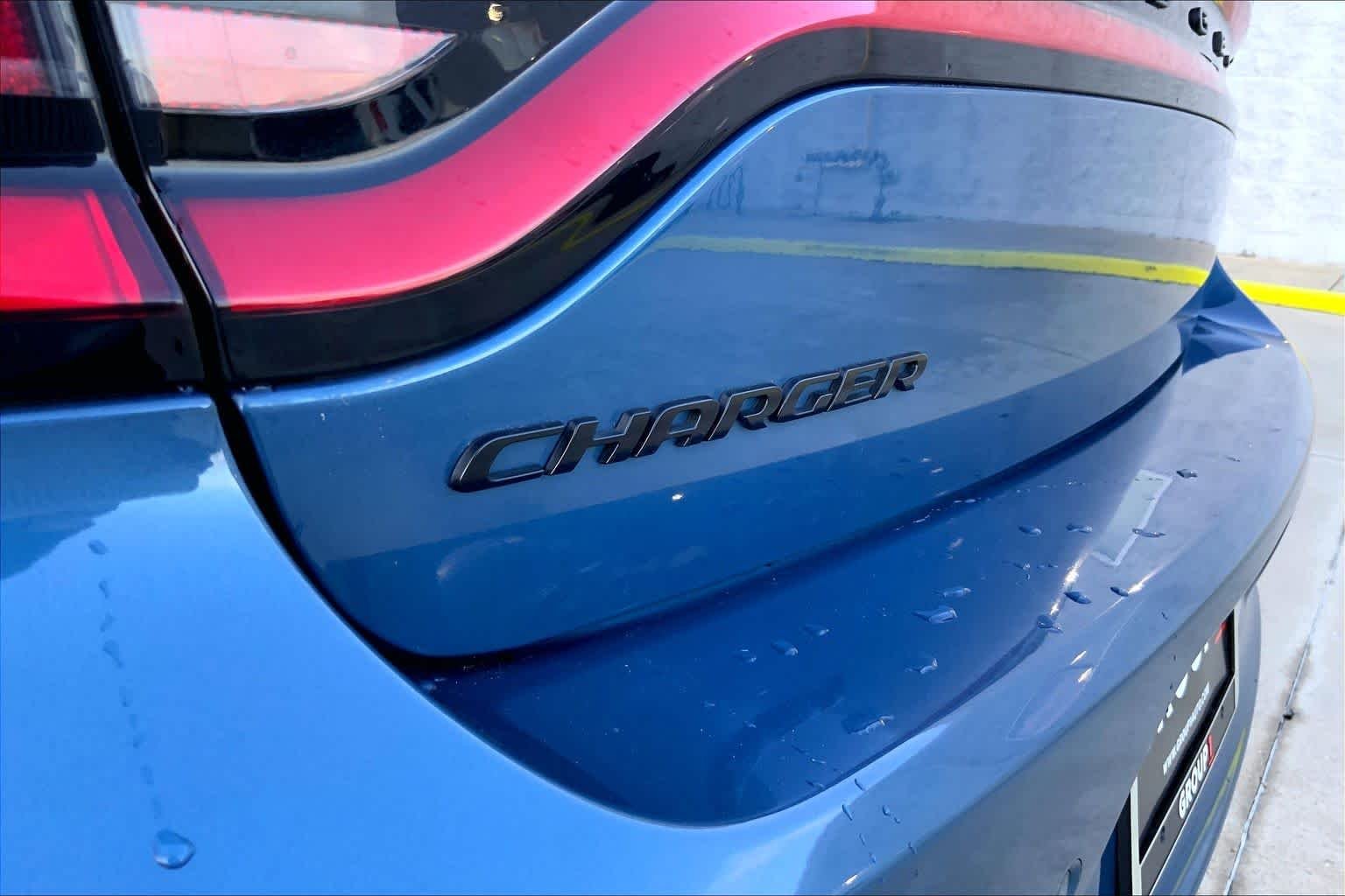 Used 2020 Frostbite Dodge SXT image 28