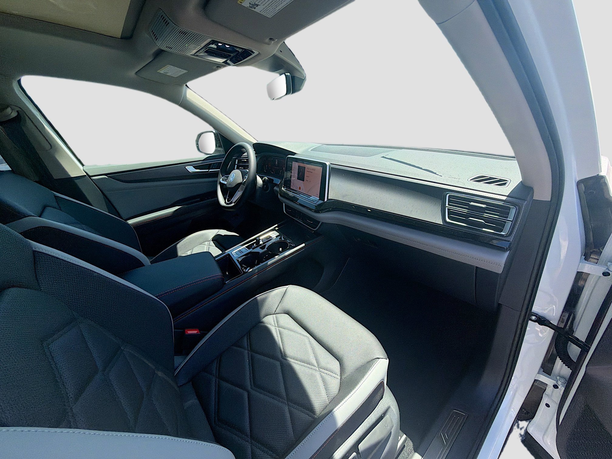 New 2026 White Pearl Volkswagen 2.0T Peak Edition image 24