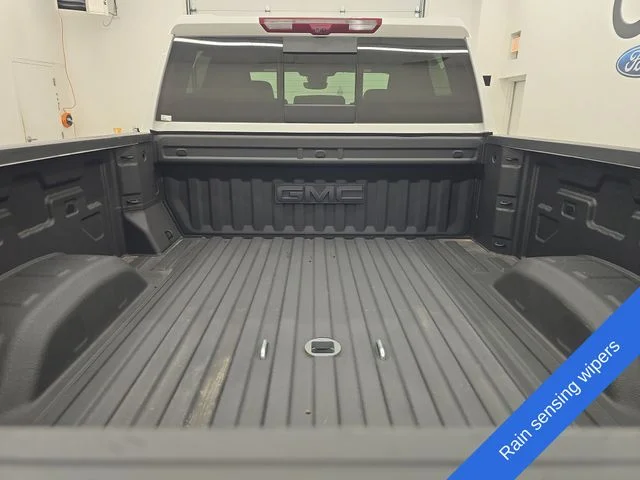 Used 2025 Summit White GMC AT4 image 16