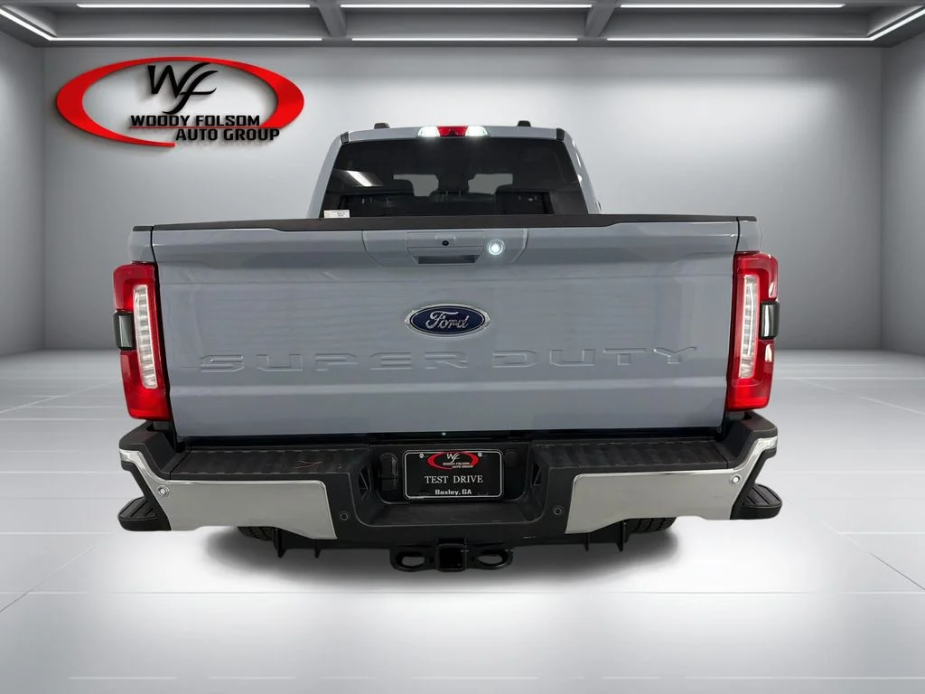 New 2026 Glacier Gray Metallic Tri-Coat Ford F-250® Lariat® image 7