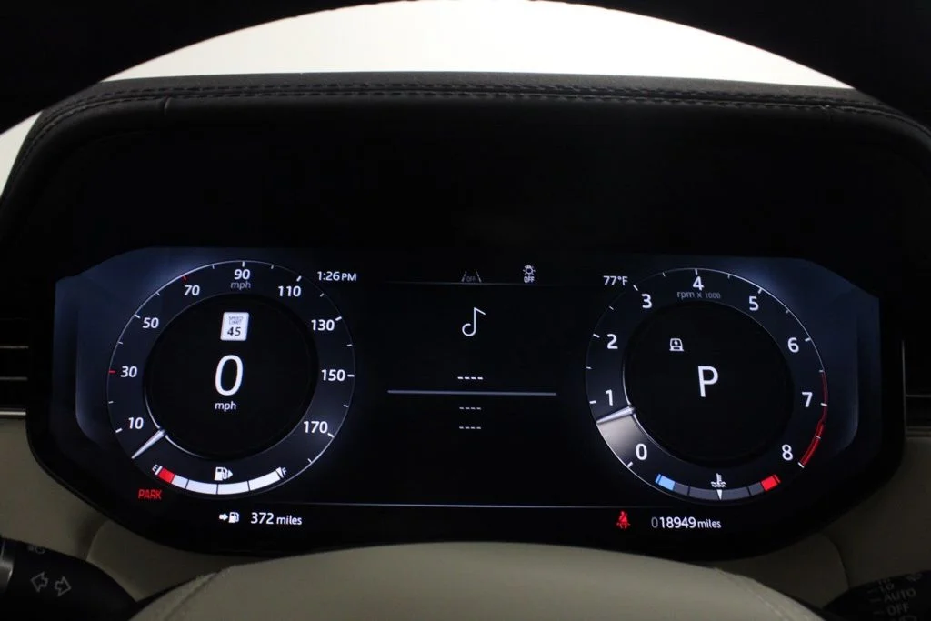 Certified Used 2025  Land Rover SE image 25