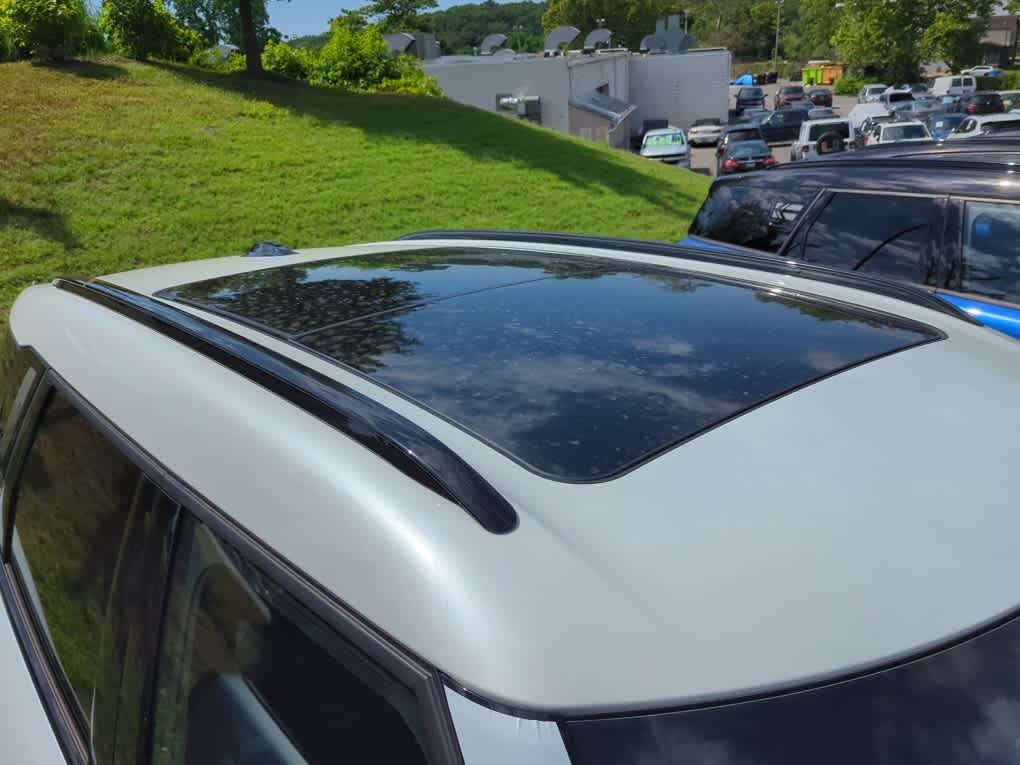 Used 2025 Nanuq White Metallic MINI S image 6