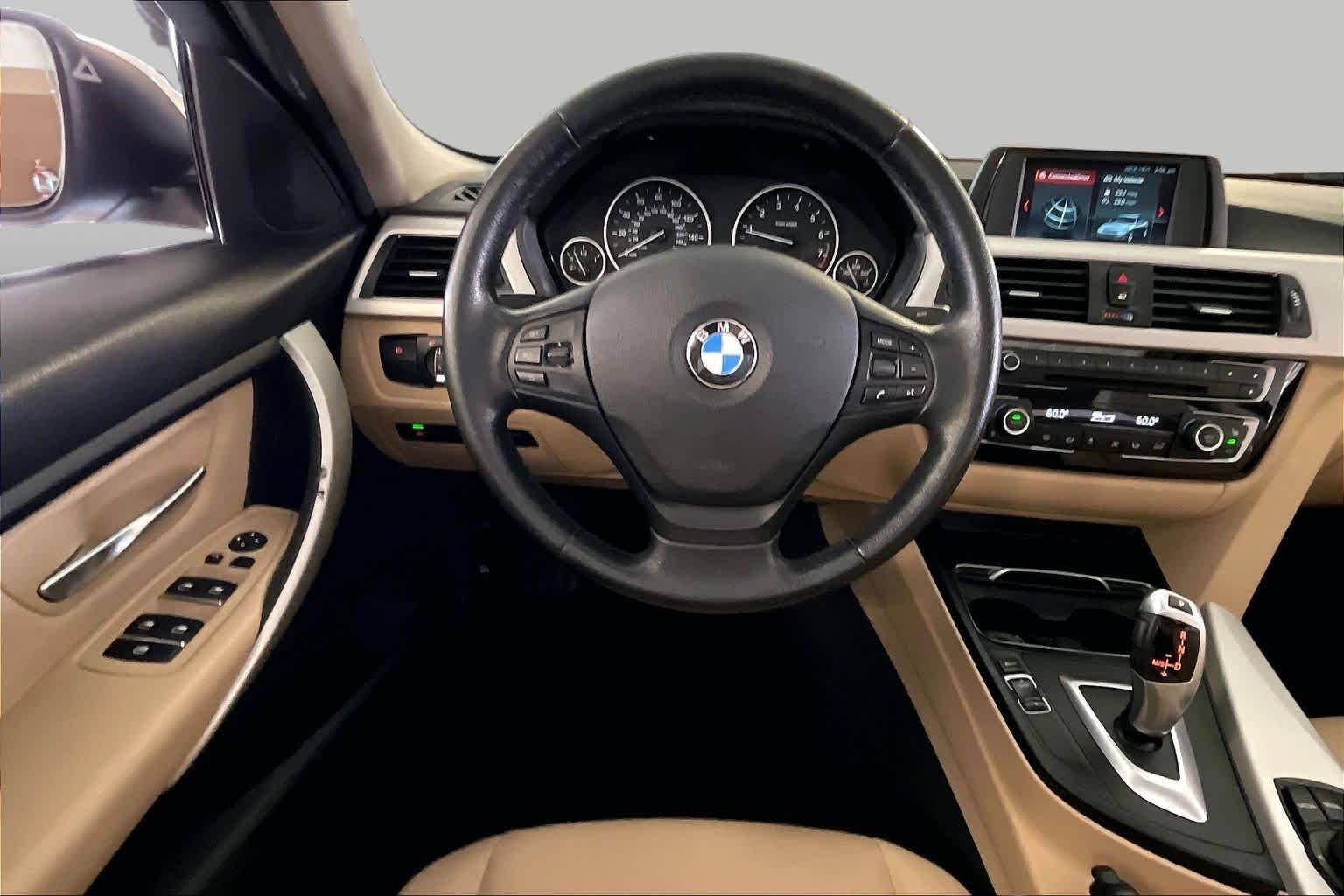 Used 2018 Glacier Silver Metallic BMW 320i image 5