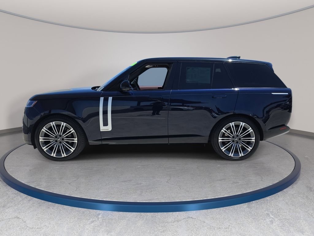 Certified Used 2023 Portofino Blue Metallic Land Rover Autobiography image 8