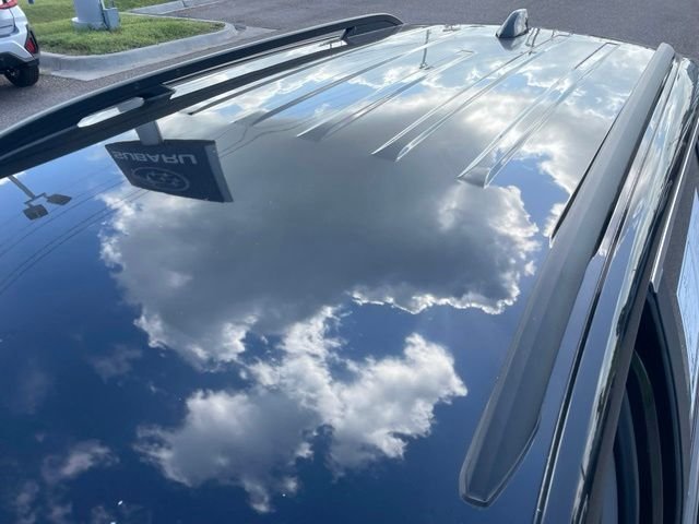 Used 2022 Black GMC SLE image 11