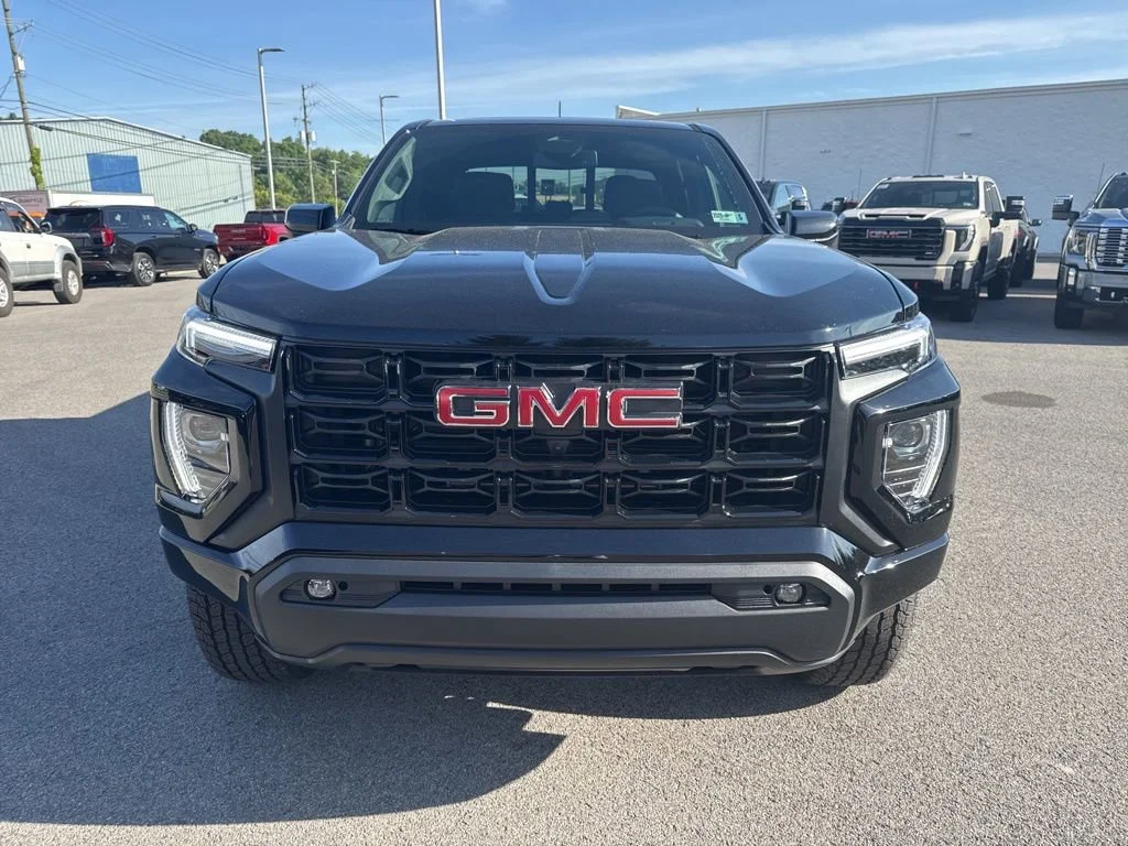 2026 GMC Canyon 4WD Elevation Crew Cab Short Box's photo