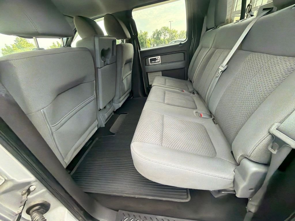Used 2011 Silver Ford XLT image 46