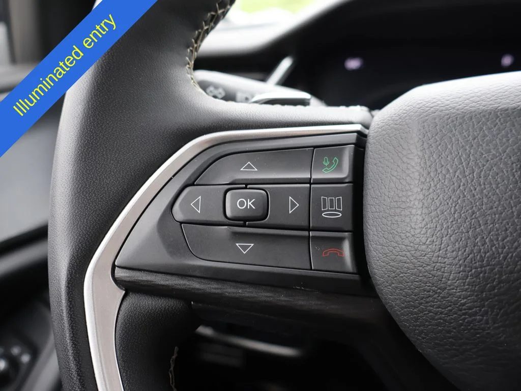Used 2023 Gray Jeep Altitude X image 27