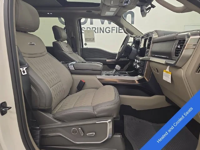 New 2026 Star White Metallic Tri-Coat Ford Platinum® image 11