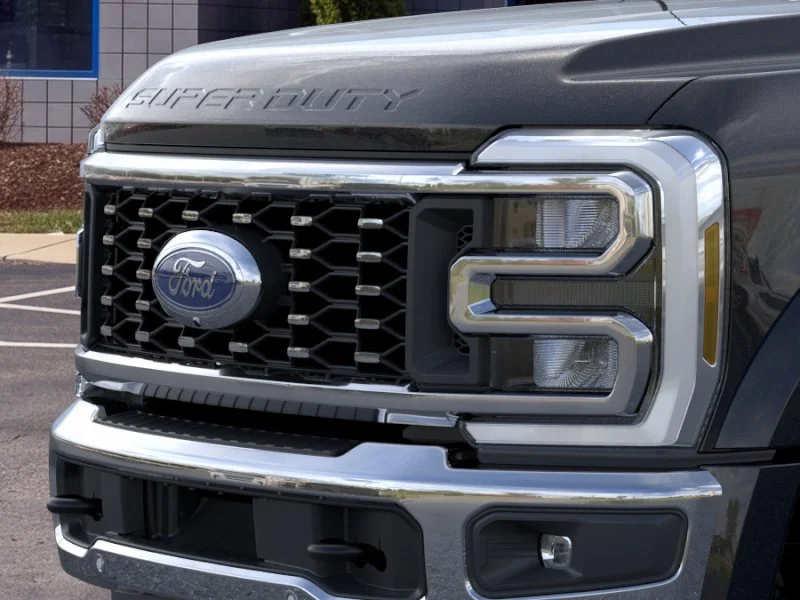 New 2026 Agate Black Metallic Ford F-450® Lariat® image 92